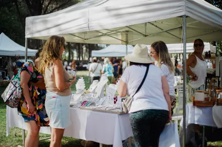 Bazar de día